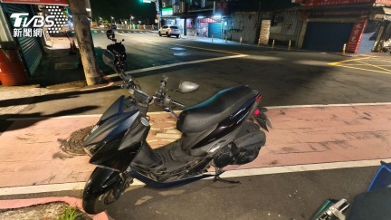 土城嚴重車禍！機車、行人相撞噴飛　老翁頭部重傷命危
