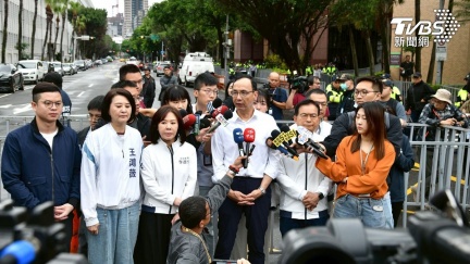 國民黨下令！藍委426上凱道　穿搭「白上衣＋牛仔褲」