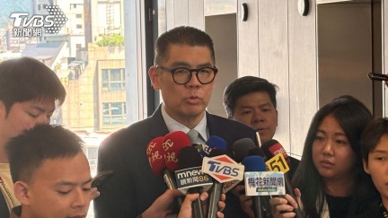 遭影射被擋財路攻擊李洋　連勝文：控告這群低智商爛鳥人