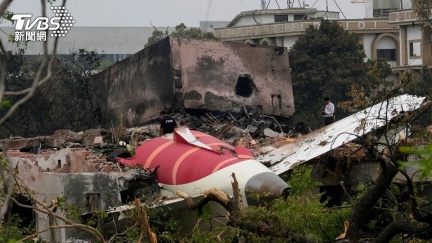 印度航空墜機1人倖存還能走　揭升空異常處