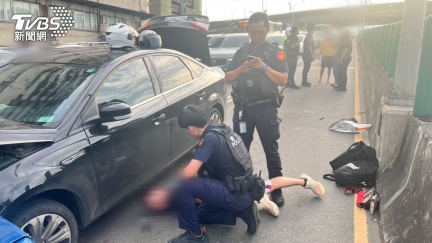 北市忠孝橋31歲男毒駕連撞3車　警逮人赫見喪屍煙彈