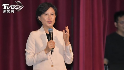 台灣關稅20%能再降？鄭麗君今晨返台：談判還要繼續進行