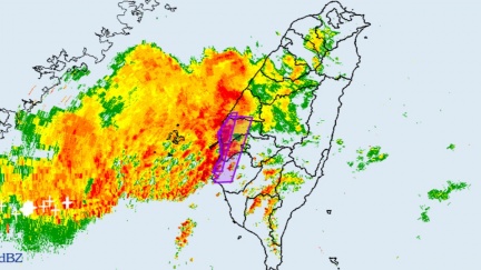 雨彈轟炸！5縣市雷雨預警　雨勢持續至下午2點