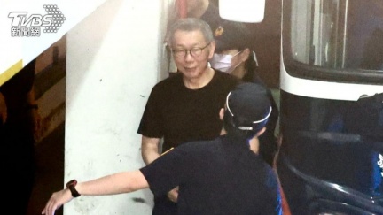 柯文哲休庭爆粗口　再嗆「去扣賴清德手機，一堆人都要坐牢」