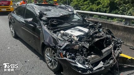 第一視角曝！國5黑車「開輔助駕駛」猛撞緩撞車