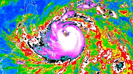 鳳凰沒到先發威　北東週一「豪雨彈輪轟」