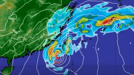 鳳凰颱風「甩尾猛衝」！大台北搖滾區　8縣市戒備