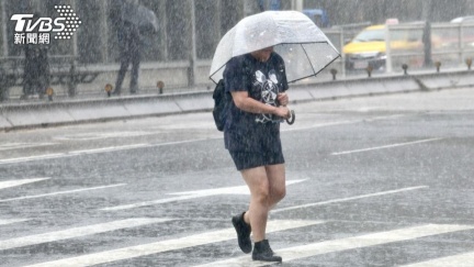 好天氣倒數！週一起變天「全台降溫」　東北部雨勢明顯增強