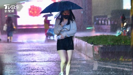 入秋最強冷空氣明殺到　北部「暴跌10度」雨連下3天