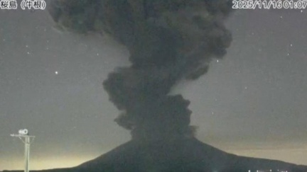 日本鹿兒島櫻島火山連噴！發布3級警戒