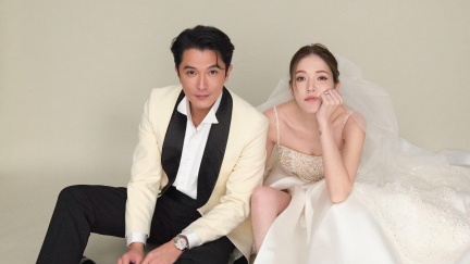 許瑋甯、邱澤下週辦婚禮　婚紗照「浪漫獻吻」甜翻