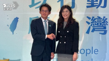 「KP」出現了！藍白高峰會　黃國昌、鄭麗文服裝藏巧思