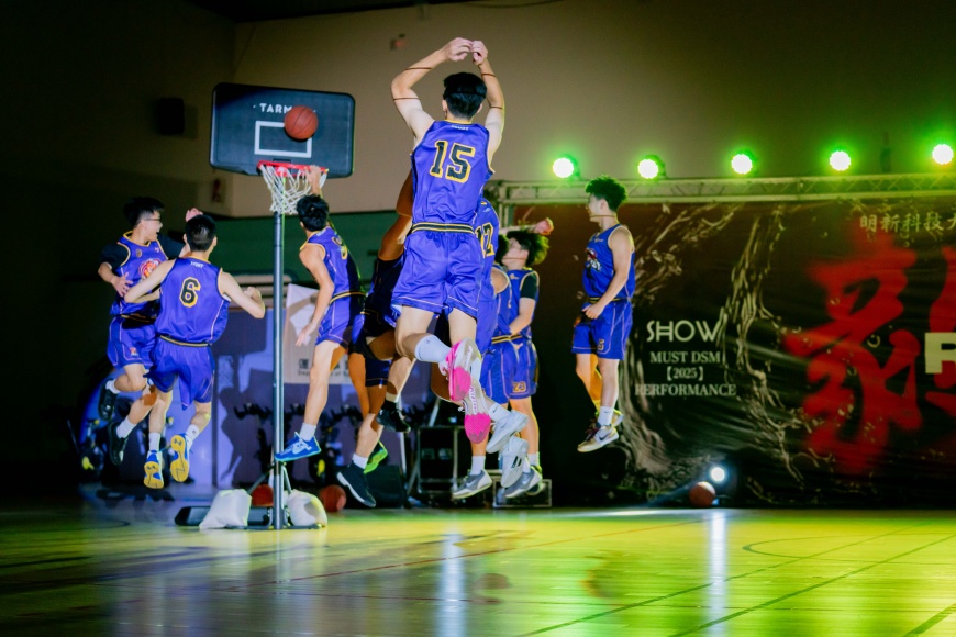 明新科大運管系成果展 主題「RESOLVE 毅力」展現學生從迷惘到專業的蛻變