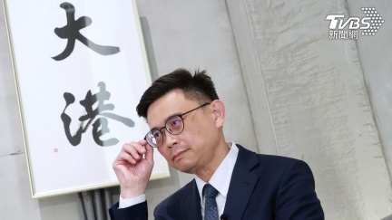 賴瑞隆承諾：邀泰勒絲高雄開唱、兵工廠變大巨蛋