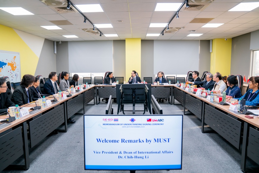 圖一：本次明新科大攜手泰國 SE-ED 以及 LiveABC，建立跨國學生引薦、半導體人才培育與雙語教育的合作架構，帶動台泰教育交流邁向新階段。