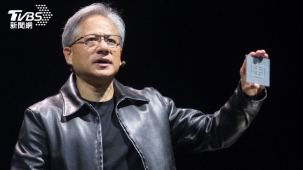 川普點頭准了！同意輝達出售H200晶片給中國