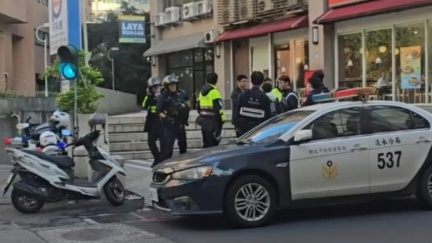 淡水2民眾疑欠賭債「遭持槍擄走」　警荷槍攻堅逮1嫌