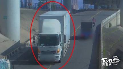 三重疏洪道五連撞4人傷　大貨車司機精神不濟釀禍