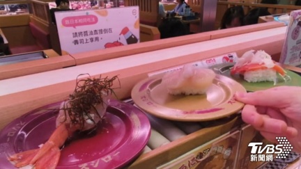 壽司郎新分店被抓包「加收5%服務費」　網罵翻