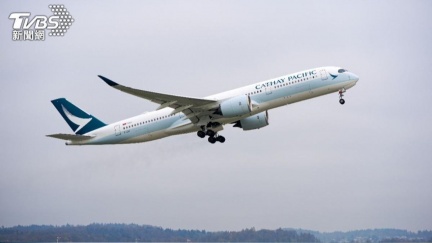 撐不住！國泰航空宣布削減運力　5月中旬起減2%航班