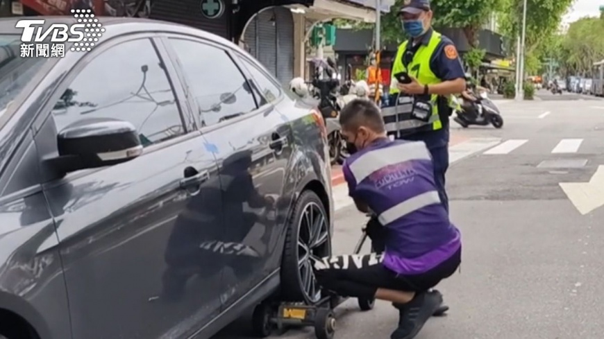 影音/車主持剪刀威脅!新北年拖吊逾千件 「妨害公務」衝突頻傳