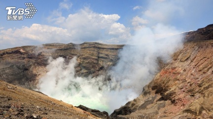 日觀光局曾力推欣賞活火山　下架阿蘇直升機遊覽資訊