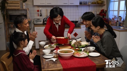 吃年夜飯「1習慣」恐致癌！醫警告：像慢性自殺