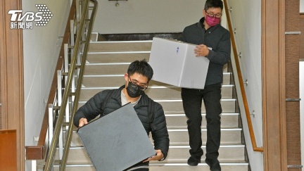 歷時7小時！北檢搜索高金素梅國會辦公室　帶走7紙箱、電腦主機