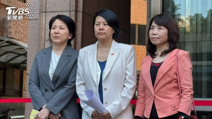 授權陸委會「代辦放棄國籍」　李貞秀嘆被嗆搞台獨