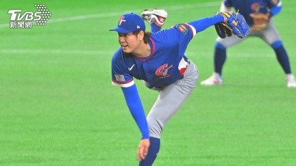 壓制南韓！古林睿煬拚到「手指見血」　眼眶泛紅退場