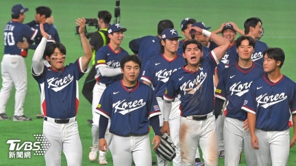 韓球迷心情像坐雲霄飛車　昨瀕淘汰今寫神劇本晉八強