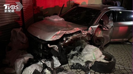 有片／又是酒駕猴！彰化男骨牌式撞爛10車　酒測值0.7