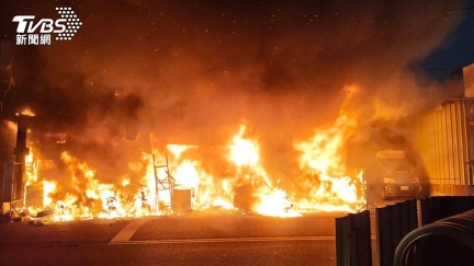 台南永康7民宅陷火海　機車行夫妻慘成焦屍