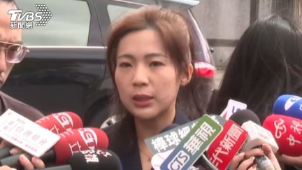 卓榮泰自費包機看球　徐巧芯：軍方曾開機密會議協調