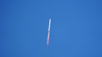 中共13、14日發射火箭　突對南海發布航行警告