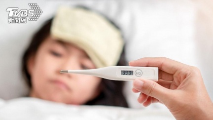 B流還在燒！全班12人「9人中鏢」　醫：全滅的節奏