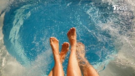 SPA按摩浴缸奪命！義12歲男童腿遭吸入　困水下5分鐘亡