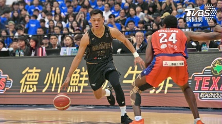 林志傑引退賽轟本季新高21分　率勇士114：95勝領航猿