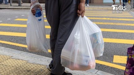 經濟部「平價塑膠袋」來了！12.5億個本週陸續鋪貨