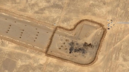 衛星影像洩密！美軍F-15E遭伊朗擊落殘骸照曝