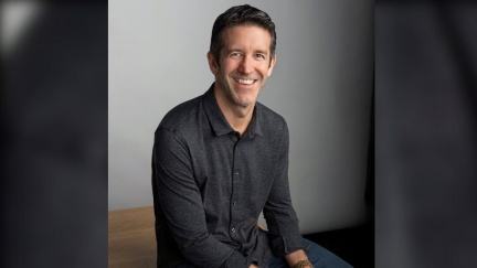 深受賈伯斯與庫克器重！認識蘋果下任CEO特納斯