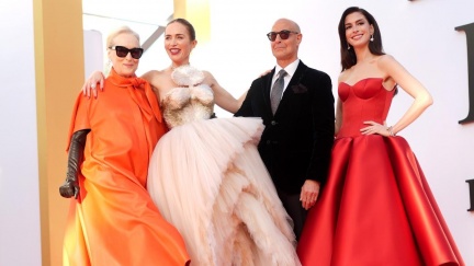 女神卡卡驚喜現身　《Prada惡魔2》紐約首映變時裝秀