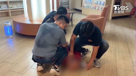 破案！新莊男酒醉路倒遭洗劫　警「地毯式搜索」逮變裝慣竊