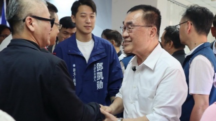 李四川擦身鄭麗文　本人親曝快閃原因