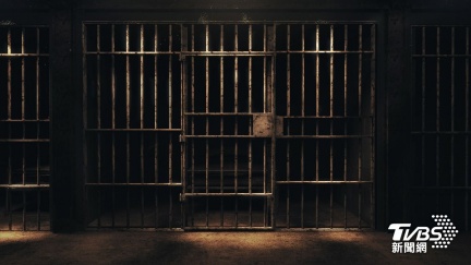 剩3週就出獄！嘉義酒駕男被獄友當「人肉沙包」重摔亡