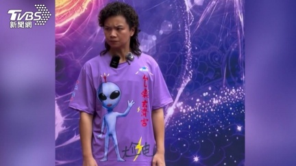 宣稱能與外星人溝通！台東濟顛禪師遭起底「曾當職業軍人」