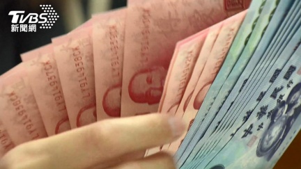 勞動部補助加碼！家有子女最高領5萬　8/1起救命錢來了