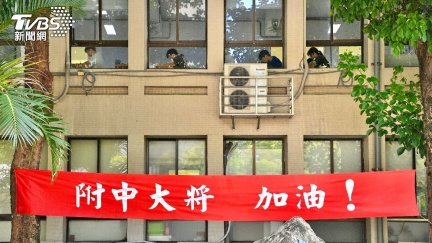分科測驗／化學科試題、參考解答一次看