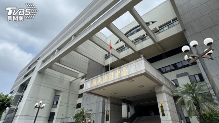女兒遭惡妻囚9百天餓死　冷血爸為共犯判2年4月