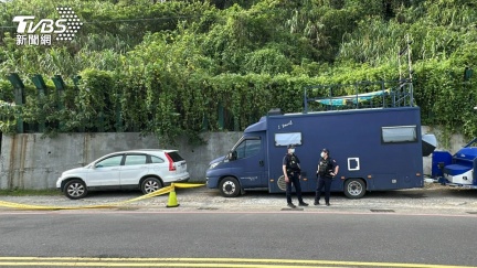 基隆外木山休旅車飄惡臭　警消破窗驚見駕駛陳屍車內
